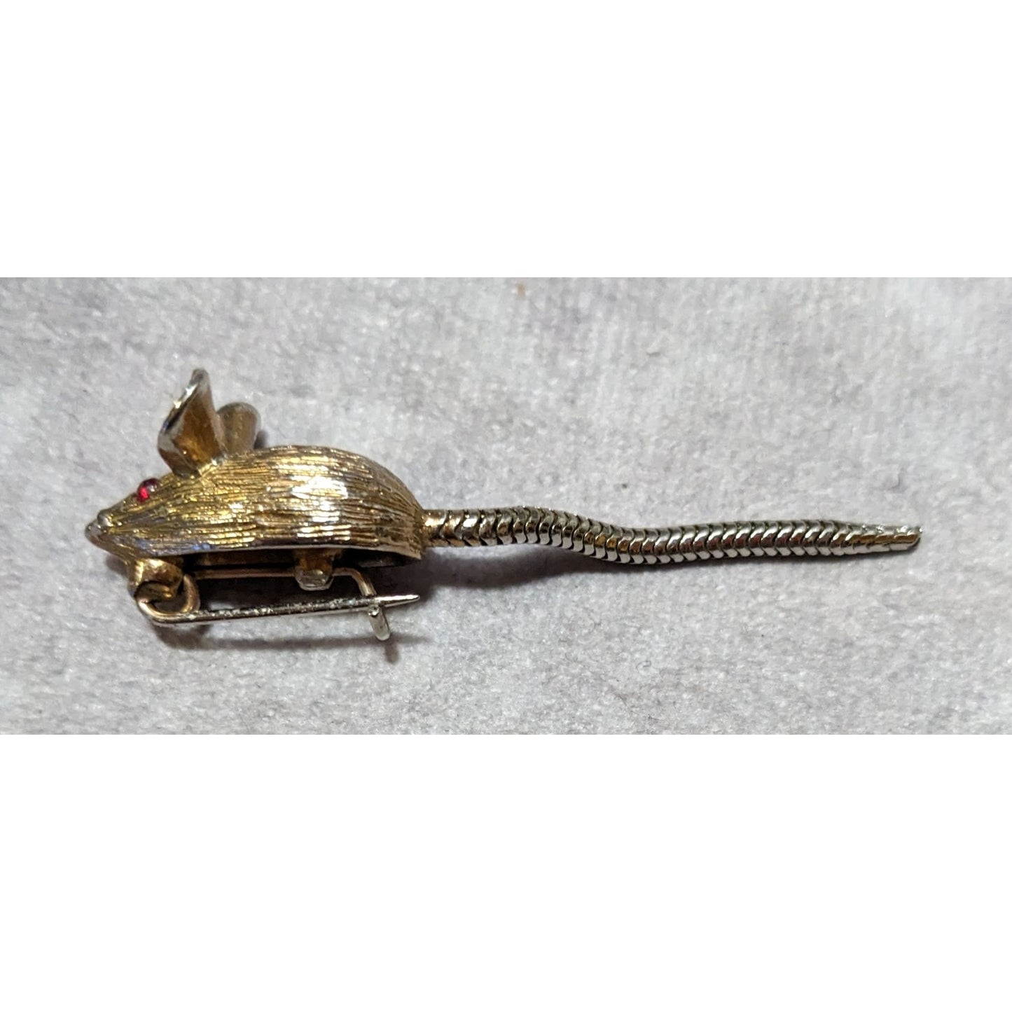 Vintage Gold Tone Mouse Pin With Articulated Tail