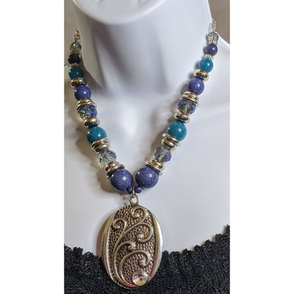 Julea Floral Beaded Necklace With Decorative Silver Tone Pendant