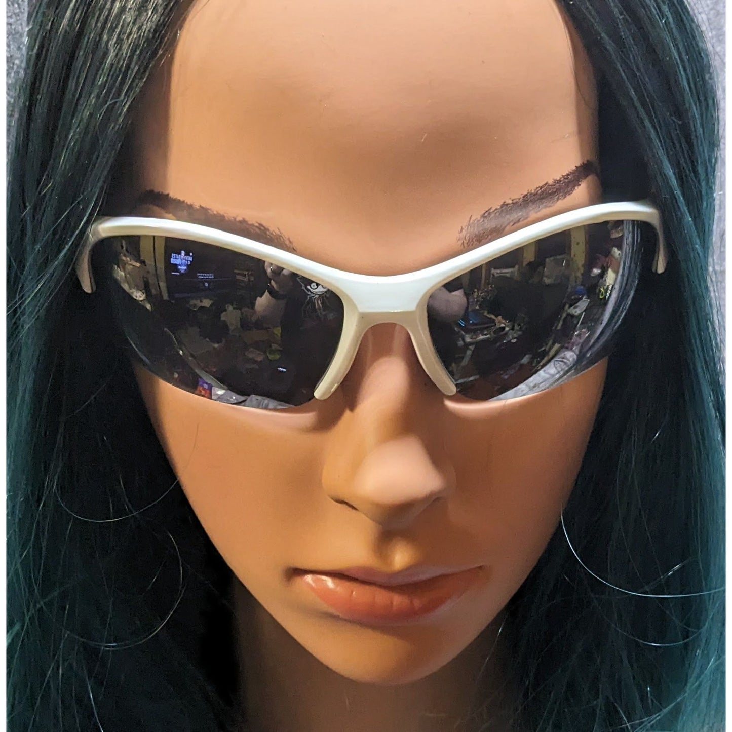 Foster Grant Black And White Sporty Rookie Sunglasses