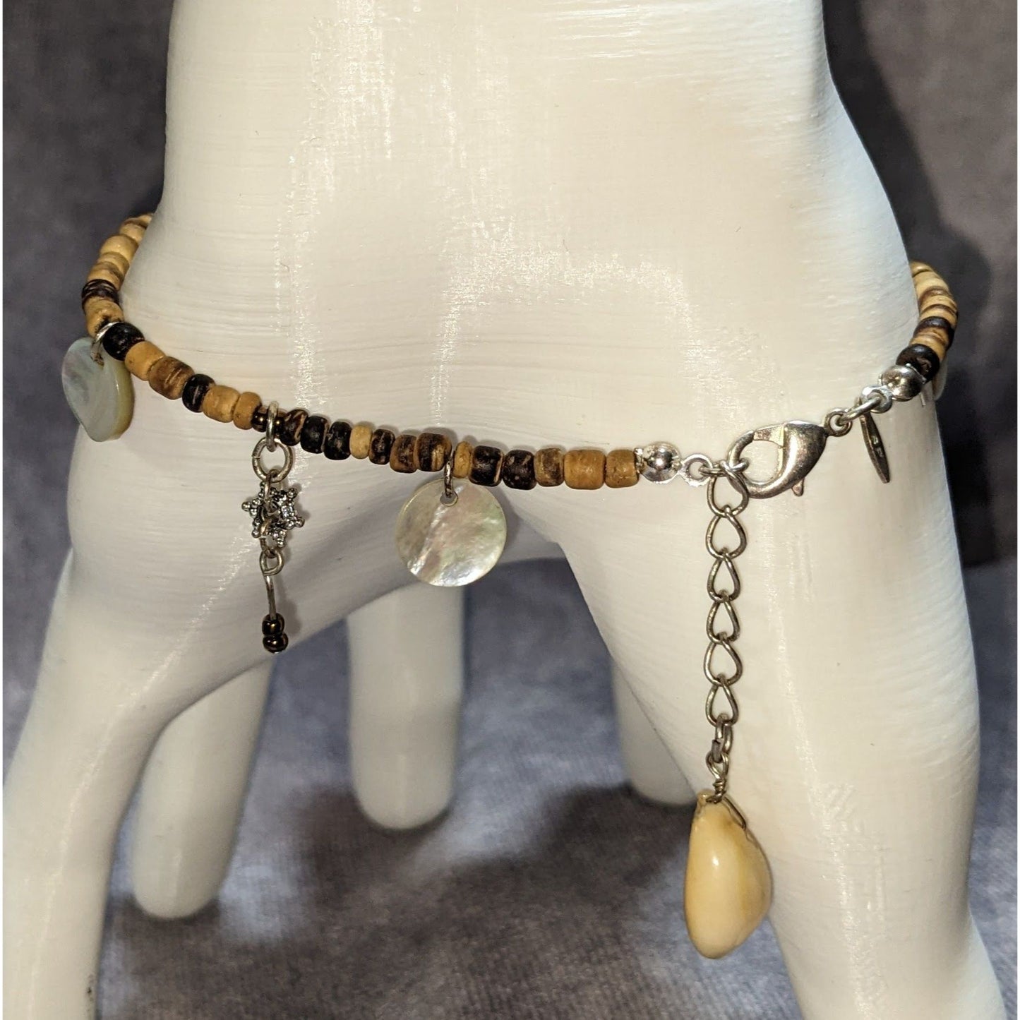 Boho 70s Vintage Avon Shell Charm Coconut Bead Bracelet