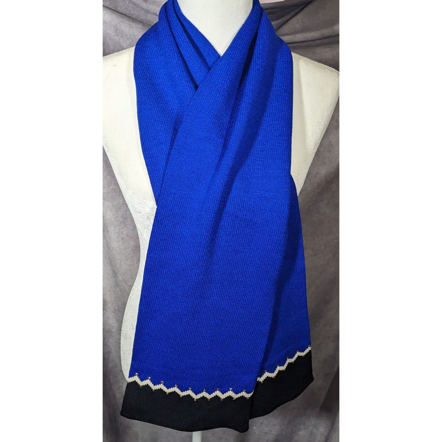 St. John Santana Blue And Black Knit Wool Scarf