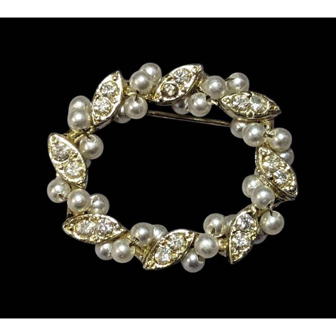 Vintage Gold Tone Rhinestone Faux Pearl Wreath Brooch