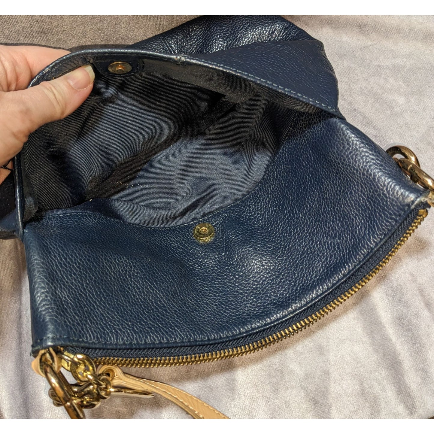 Preppy Tommy Hilfiger Navy Blue Leather Crossbody Bag With Gold Hardware & Outer Snap Pocket