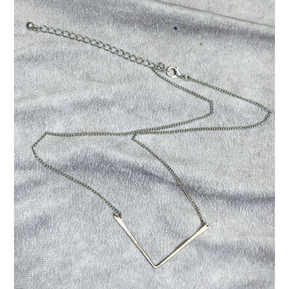 Minimalist Silver-Tone Chevron Pendant Necklace With Adjustable Chain