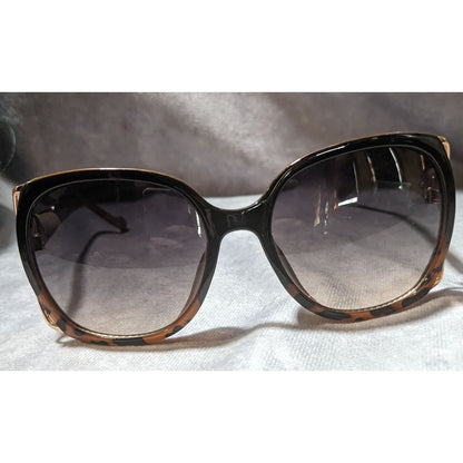 Jessica Simpson Black And Brown Oversized Tortoise Sunglasses