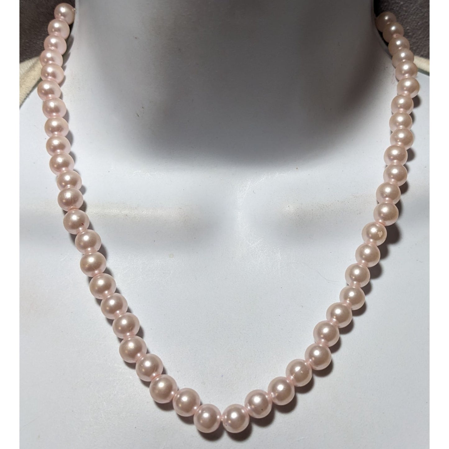 Coquette Pastel Pink Faux Pearl Necklace