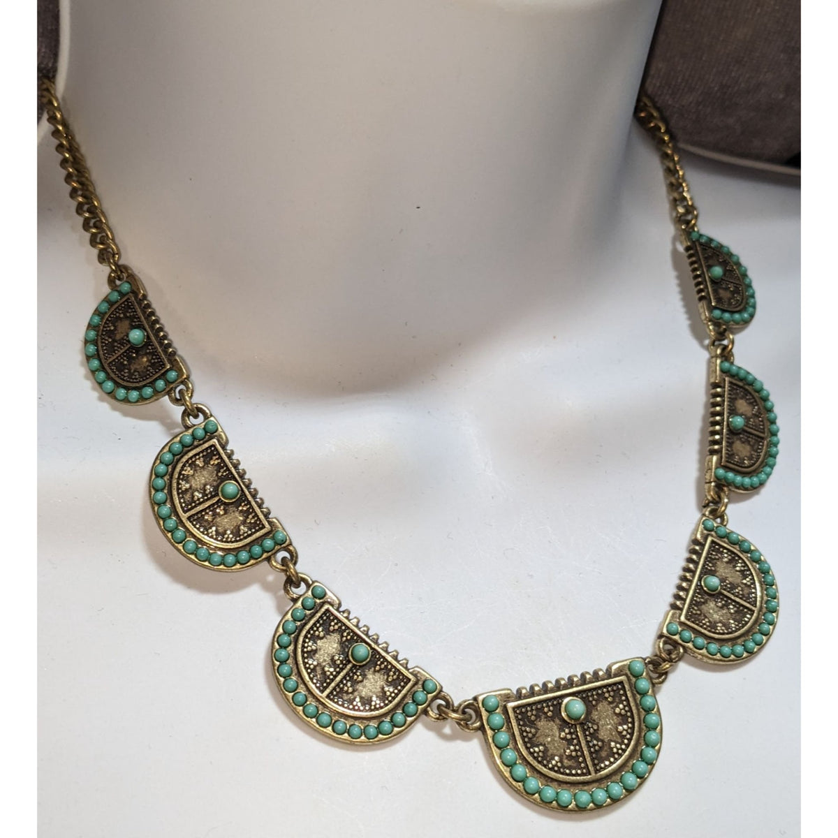 Lucky Brand Southwestern Boho Metal Turquoise Gold Tone Necklace 16 Inch