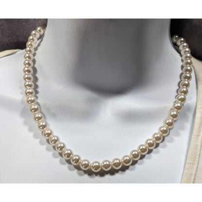 Vintage Faux Pearl Beaded Necklace With Hidden Bead Box Clasp