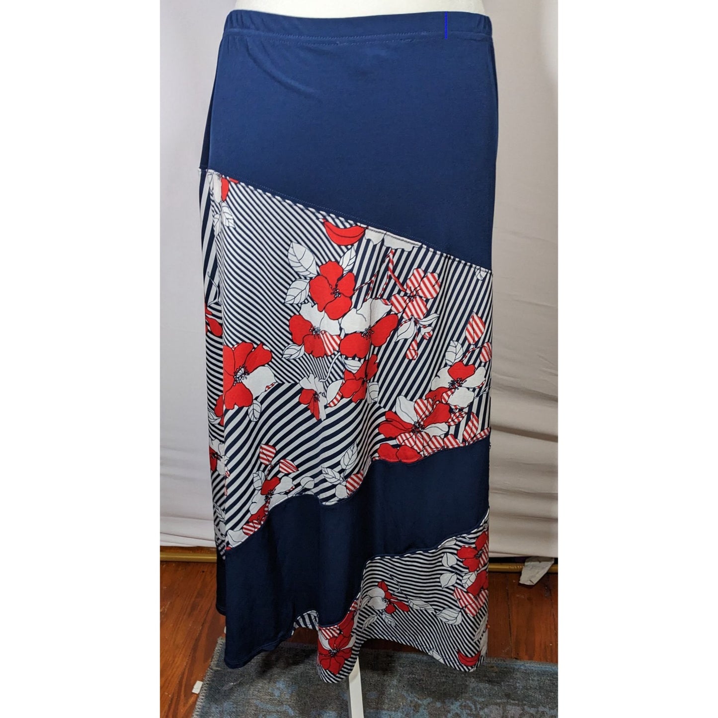 N Touch Floral Red White And Blue Maxi Skirt