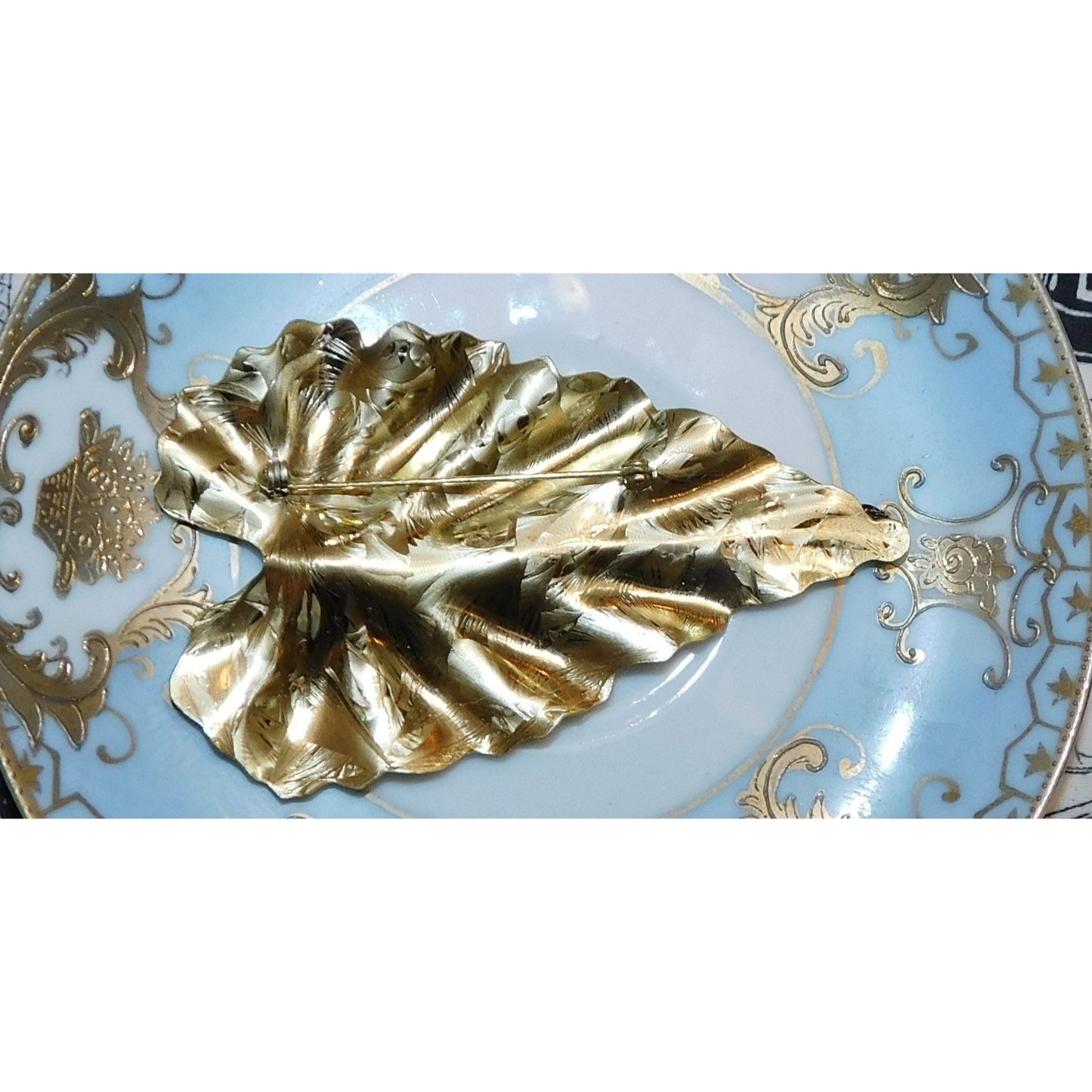 Vintage Christmas Holiday Leaf Brooch With Red Accents