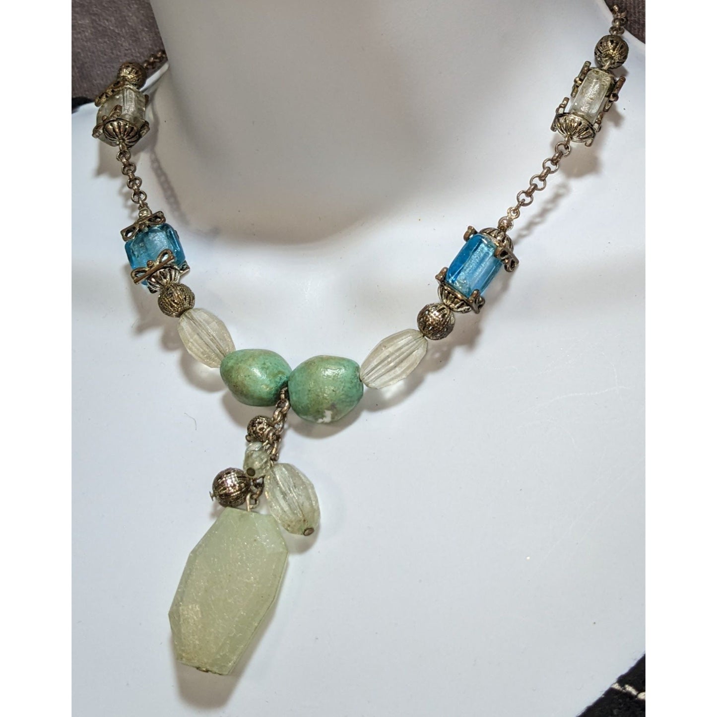 Vintage Avon "Sea Spray" Pendant Necklace