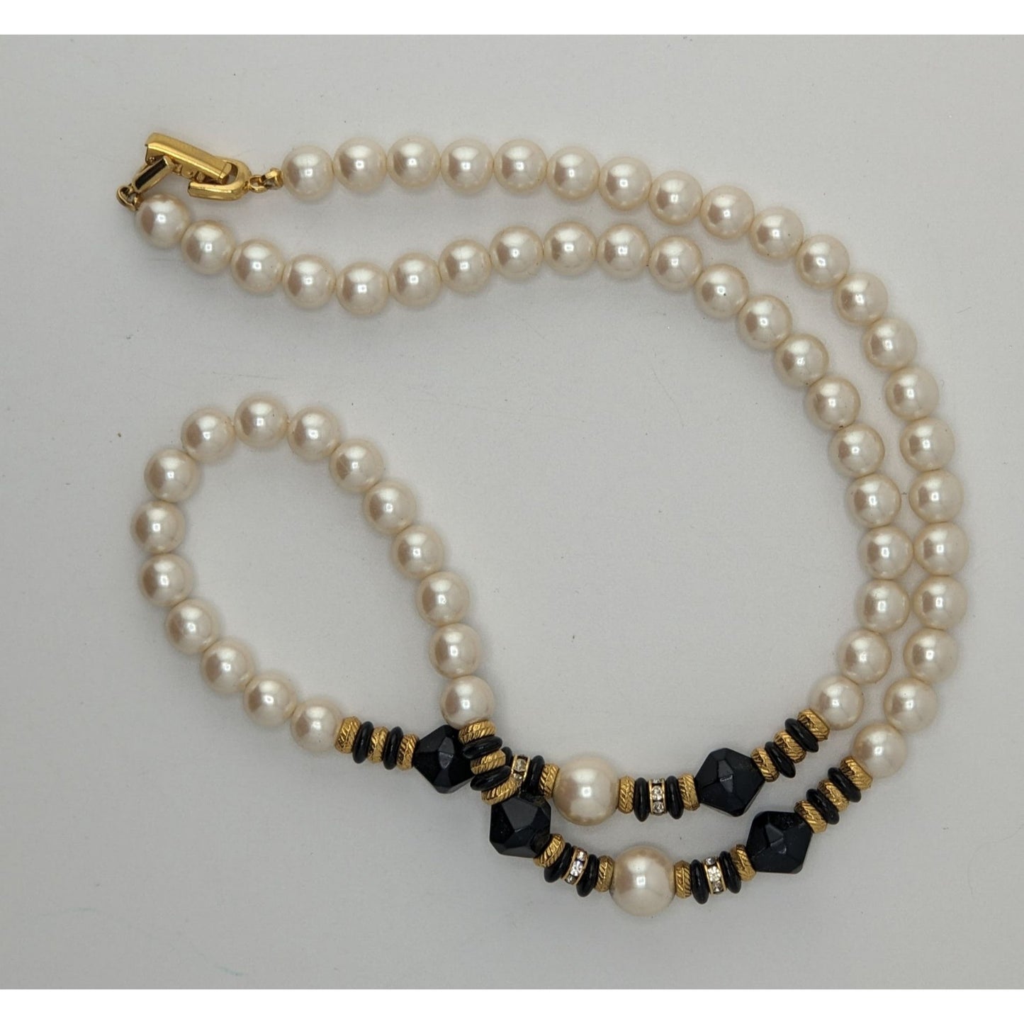 Vintage Faux Pearl Necklace Glass Beads Black Gold Classic Elegant