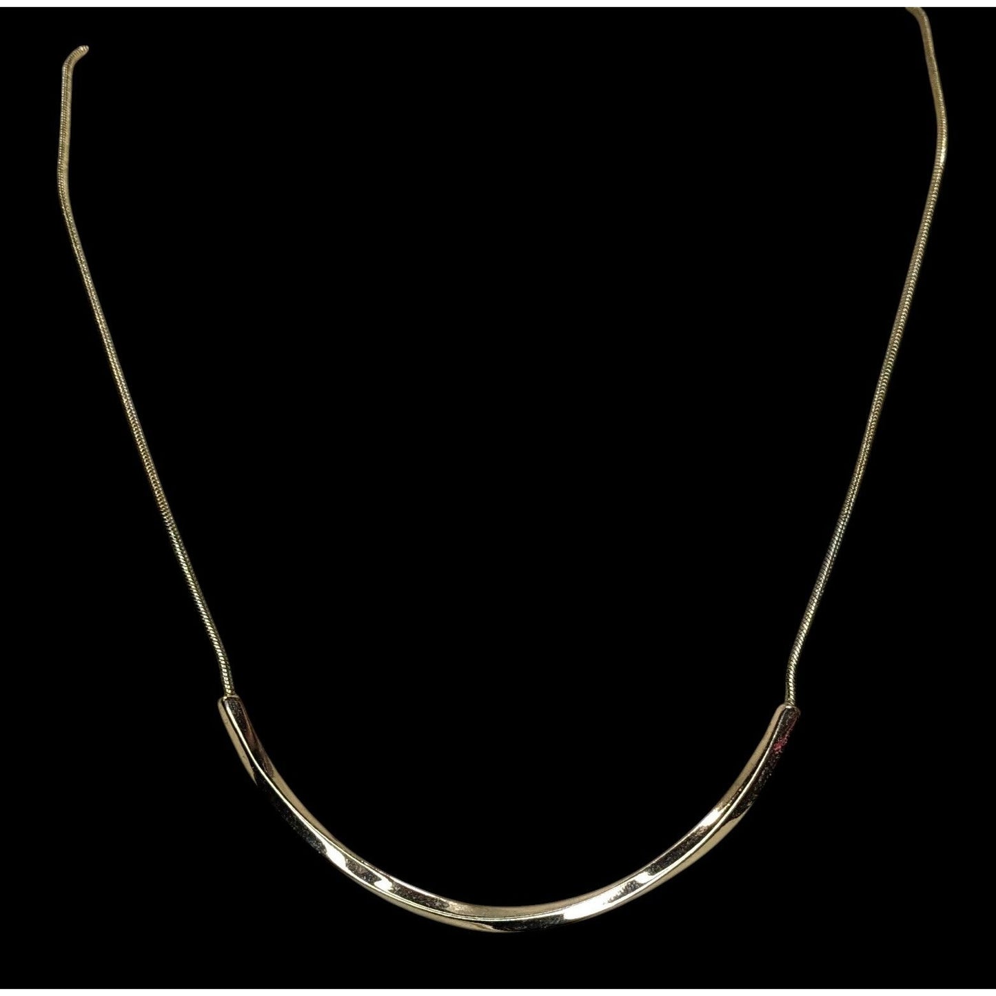 Minimalist Modern Classic Gold Curved Bar Snake Chain Necklace