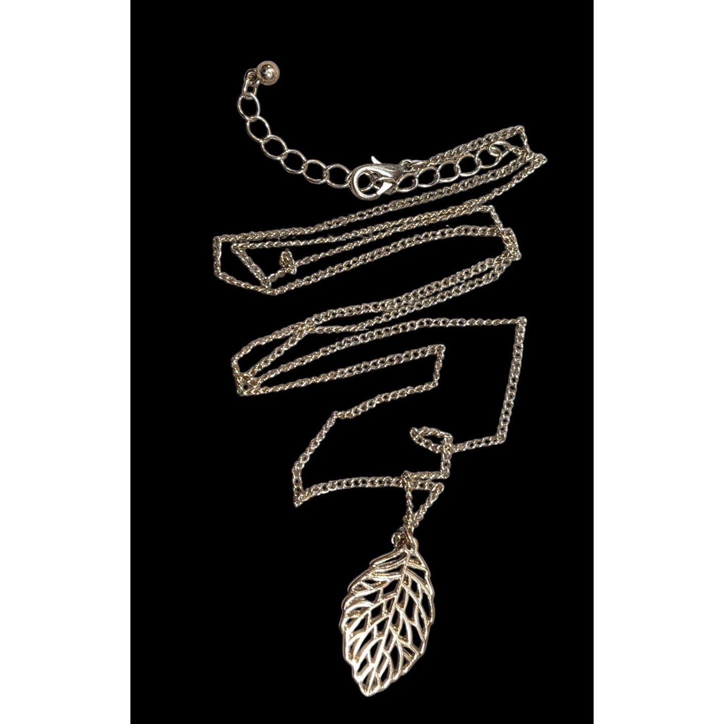 Nature Inspired Gold Tone Leaf Pendant Necklace