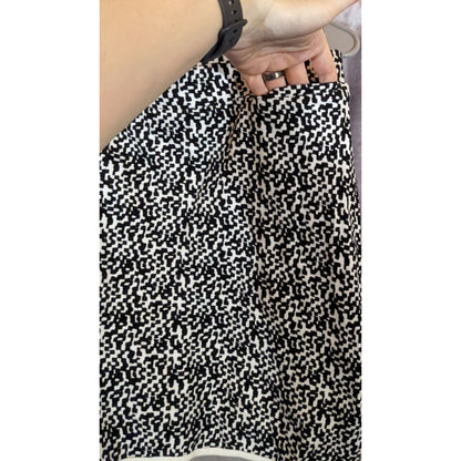 Sporty Jones New York Black & White Abstract Print Skort With Button Accents