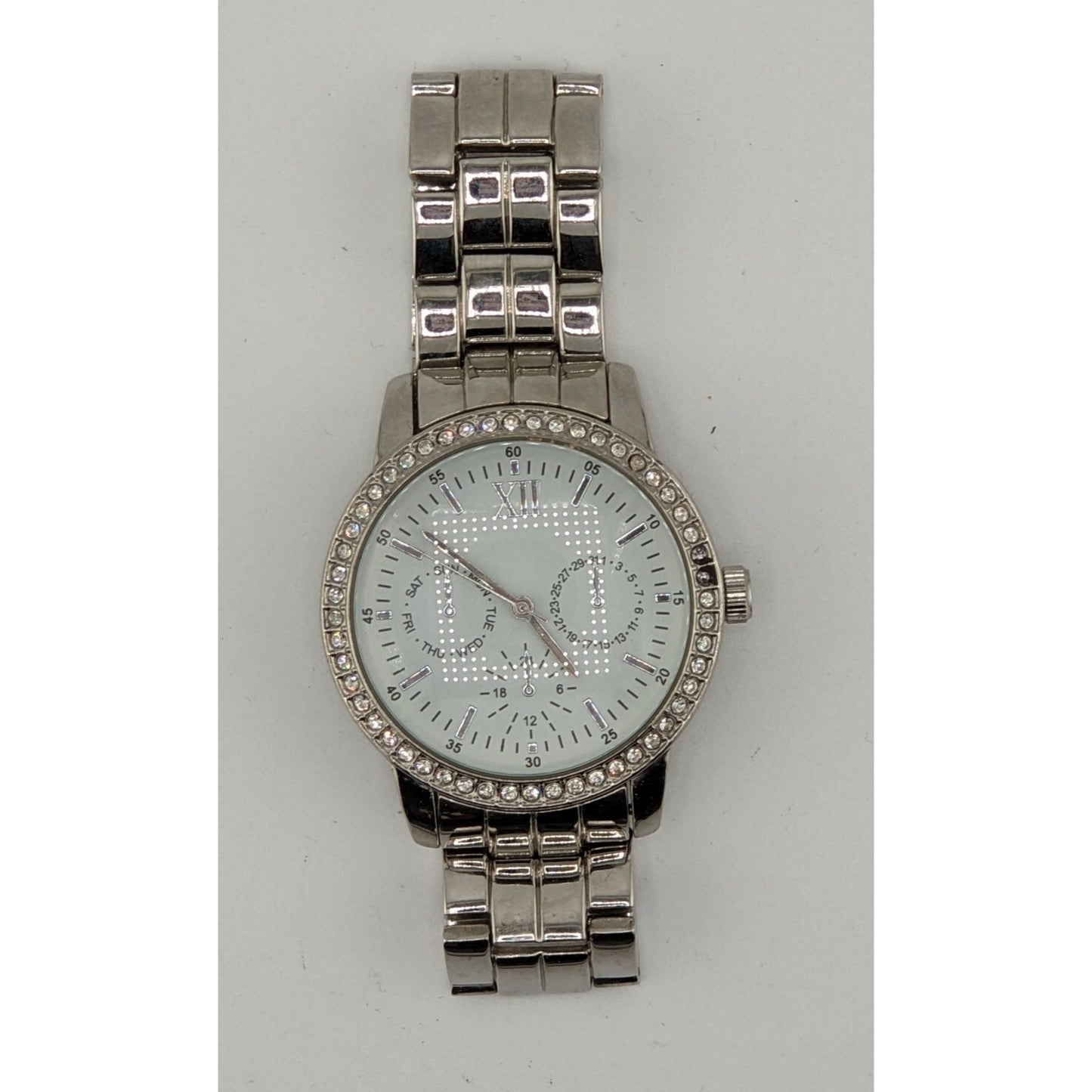 Silver-Tone Glam Mens Analog Watch With Crystal Accents Day & Date Subdials