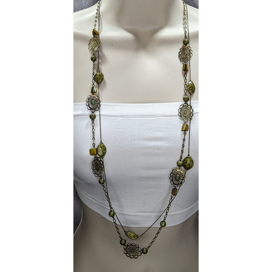 Vintage Layered Beaded Station Necklace Green Gold Shell Mermaidcore Boho Beach