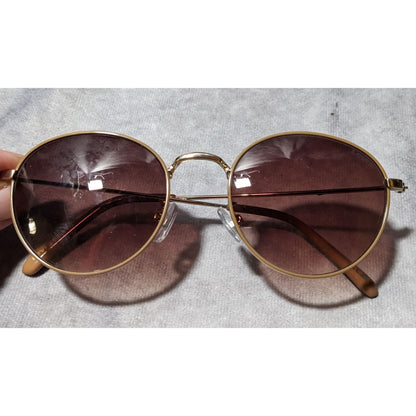 Levis Gold And Tan LEV112W Brown Lens Sunglasses