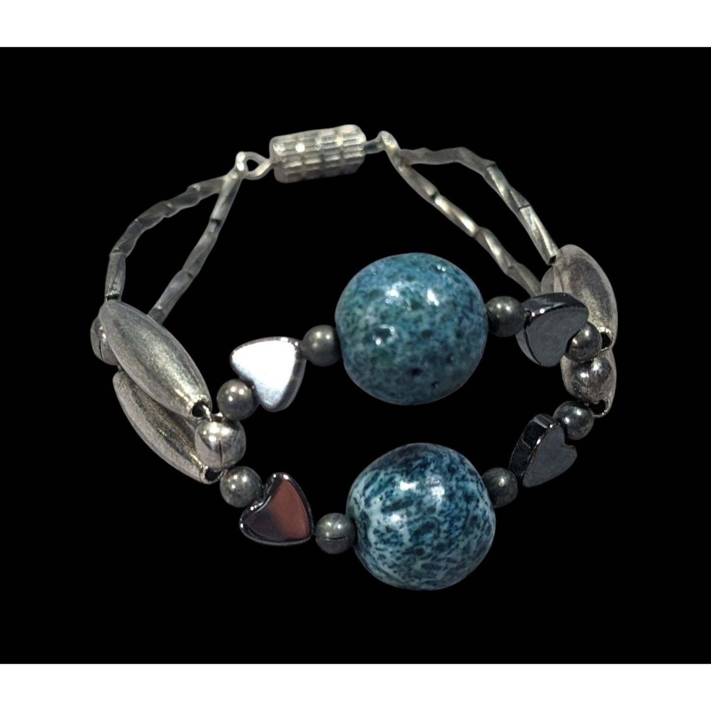 Casual Retro Blue And Silver Tone Beaded Bracelet With Hematite Hearts
