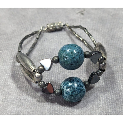 Casual Retro Blue And Silver Tone Beaded Bracelet With Hematite Hearts