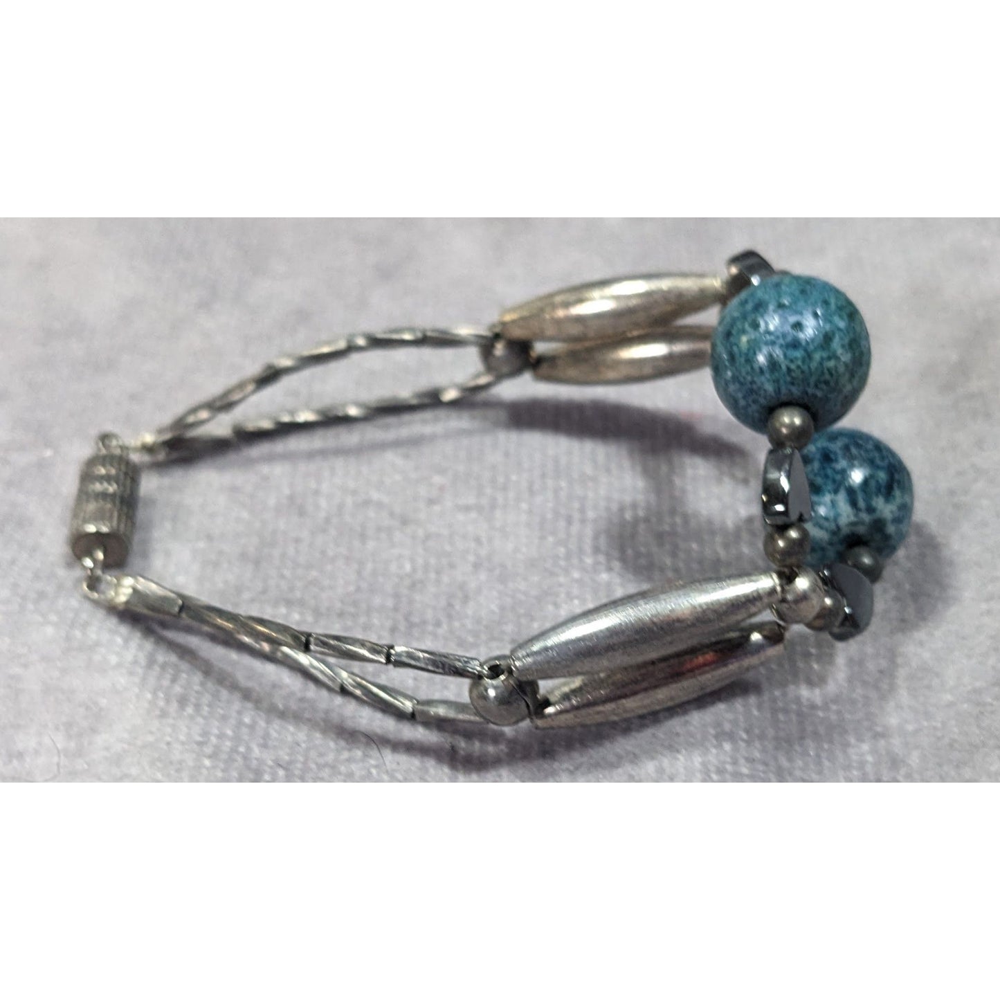 Casual Retro Blue And Silver Tone Beaded Bracelet With Hematite Hearts