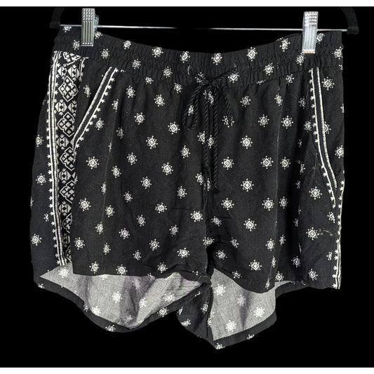 Old Navy Womens Boho Black & White Printed Shorts