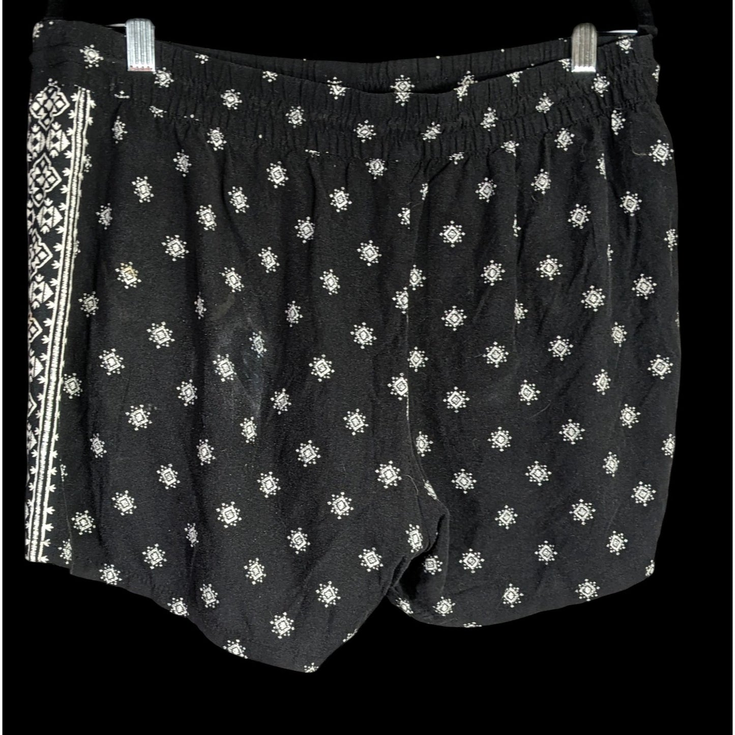 Old Navy Womens Boho Black & White Printed Shorts