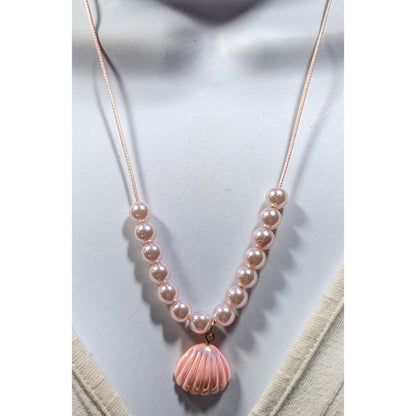 Pink Mermaidcore Iridescent Shell Pendant Beaded Necklace