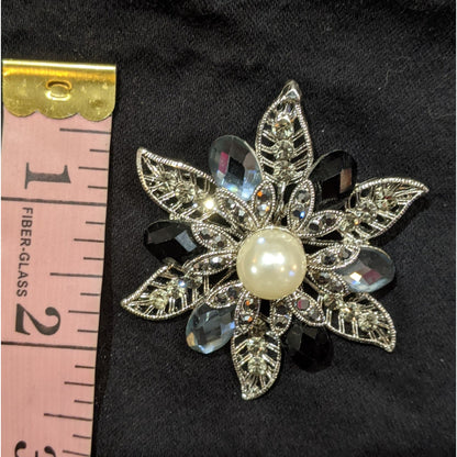 Black And Silver Flower Brooch/Pendant