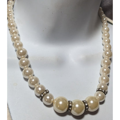 Graduated Faux Pearl Rhinestone Necklace