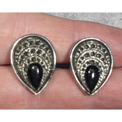 Vintage Bohemian Stile Teardrop Silver Tone And Black Cufflinks