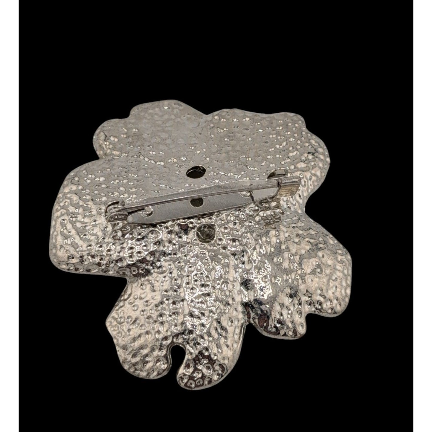 Vintage Floral Brooch Silver Tone With Cream Enamel (Missing Piece)