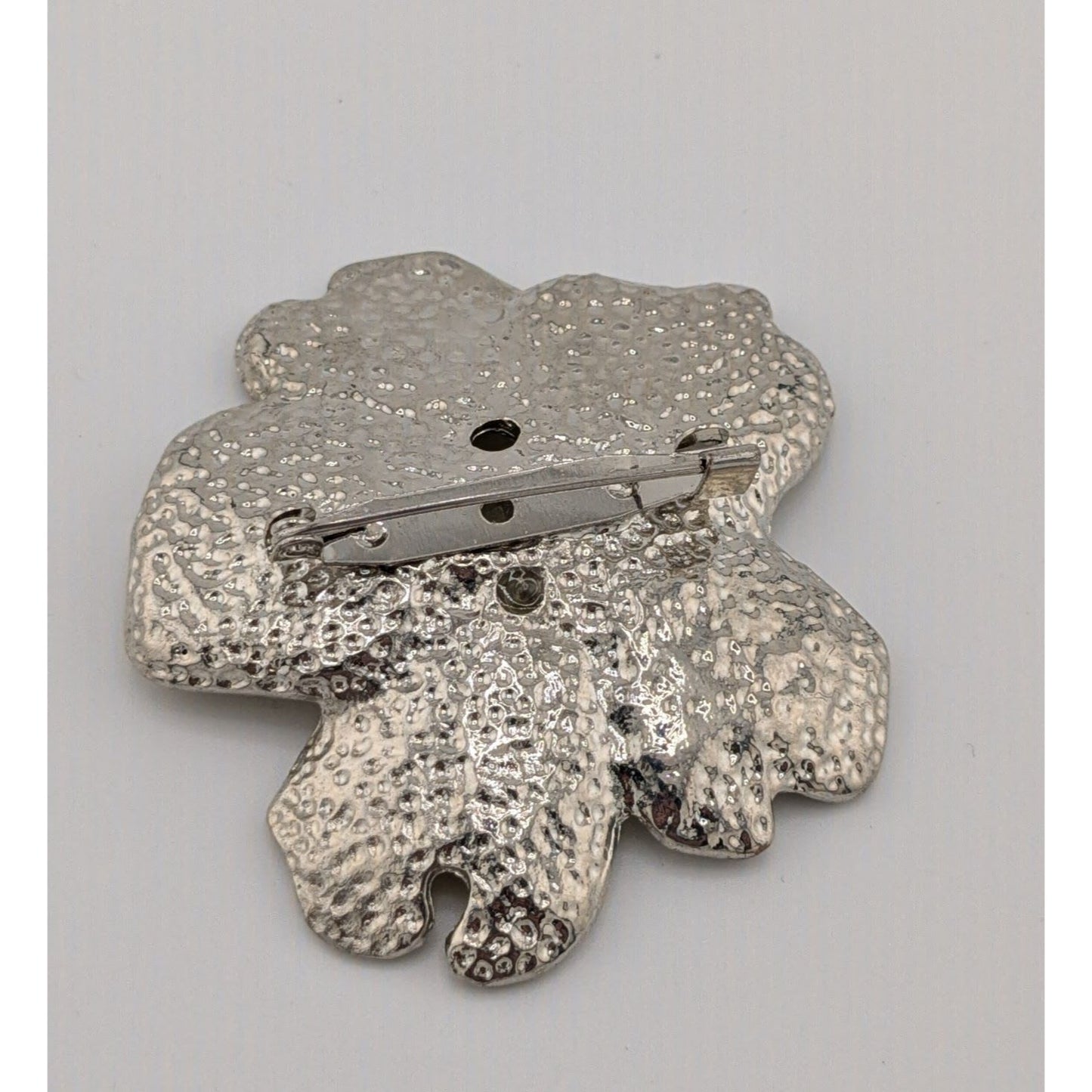 Vintage Floral Brooch Silver Tone With Cream Enamel (Missing Piece)