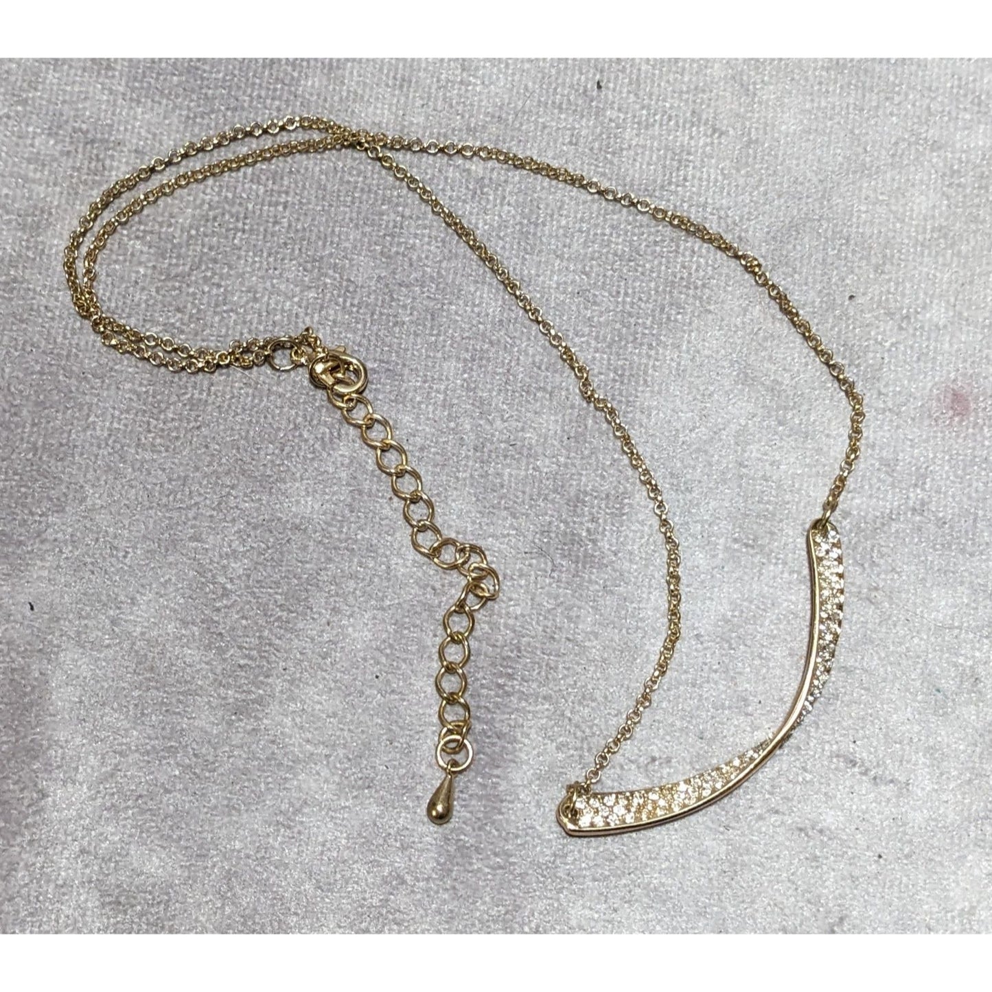 Sparkly Glam Gold Rhinestone Twisted Bar Necklace