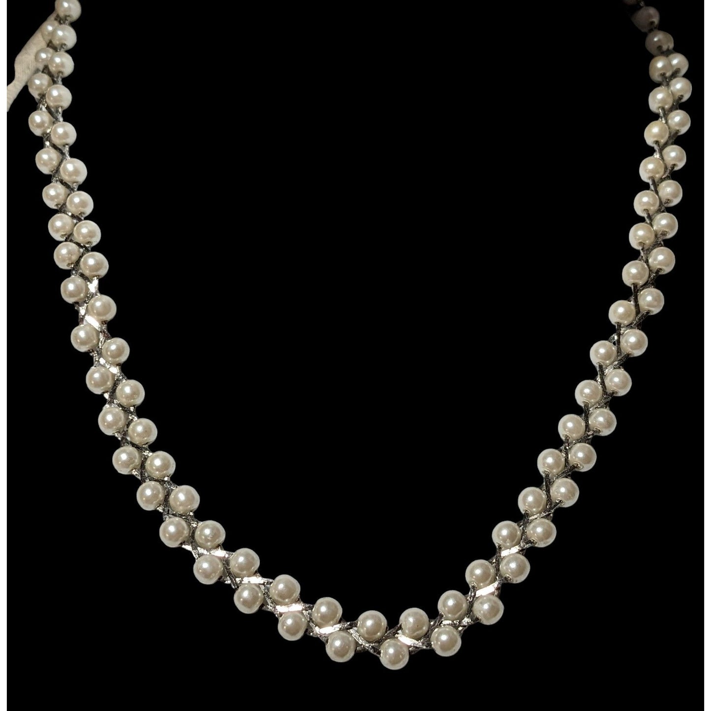 Silver Lattice Faux Pearl Beaded Necklace