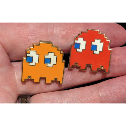 Retro Pac-Man Enamel Pins (2)