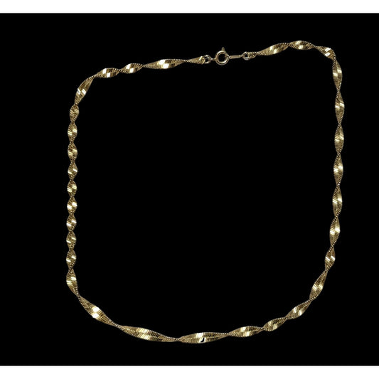 Bright Gold Elegant Twisted Chain Necklace