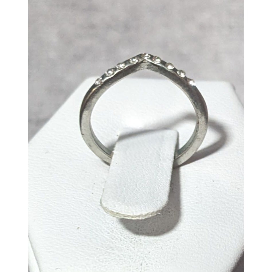 Minimalist Gemmed Chevron Silver Tone Ring Size 3 1/2