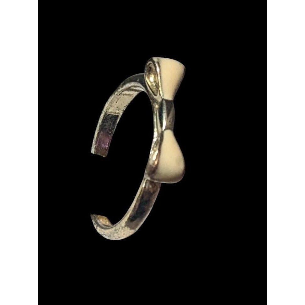 Minimalist Coquette Silver Tone And Cream Bow Ring Size 7