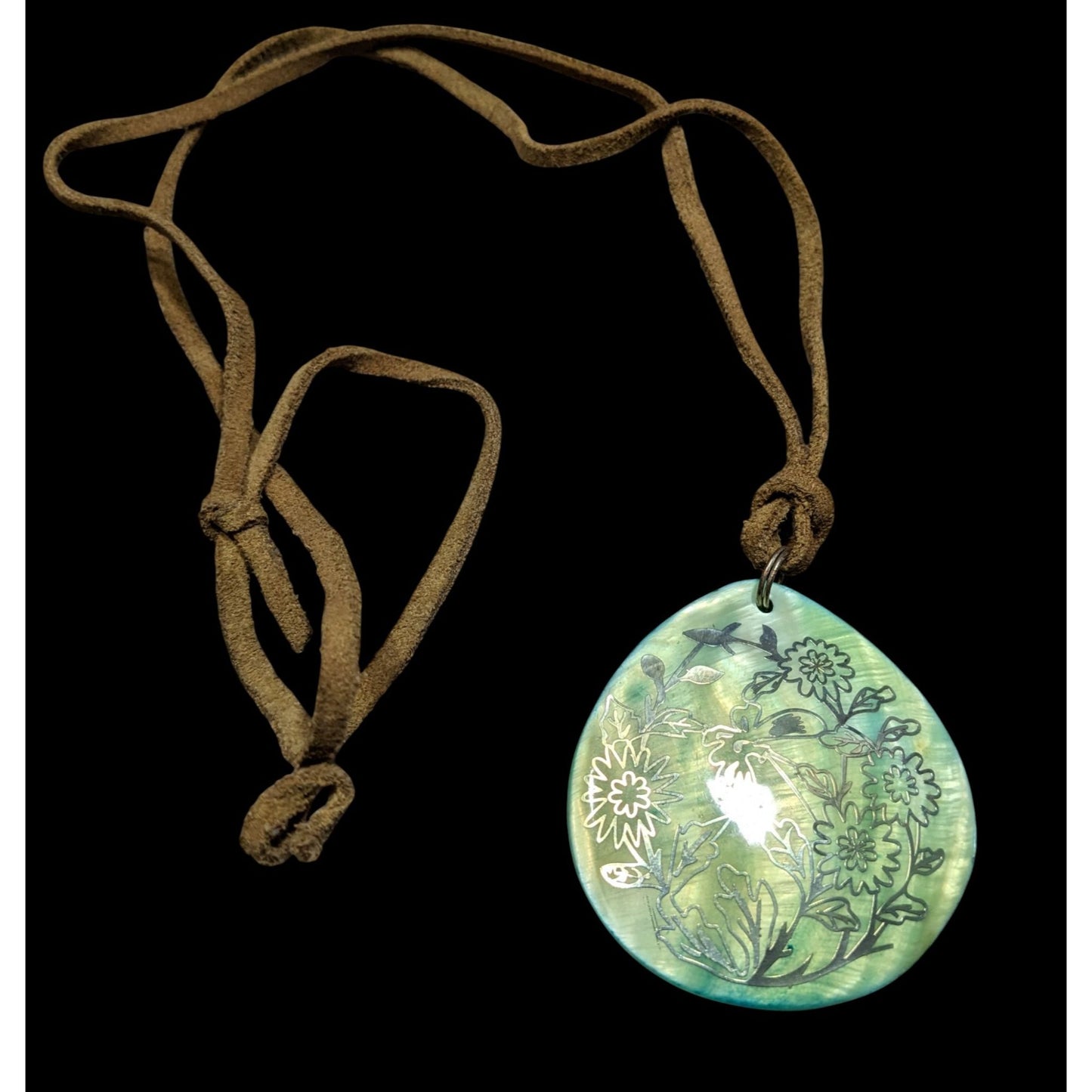 Handmade Floral Shell Pendant Necklace With Suede Cord