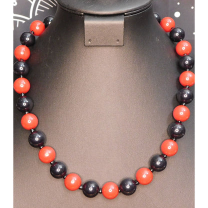 Retro Chunky Black And Red Beaded Necklace