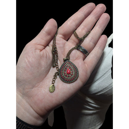 Vintage-Inspired Bohemian Teardrop Pendant Necklace