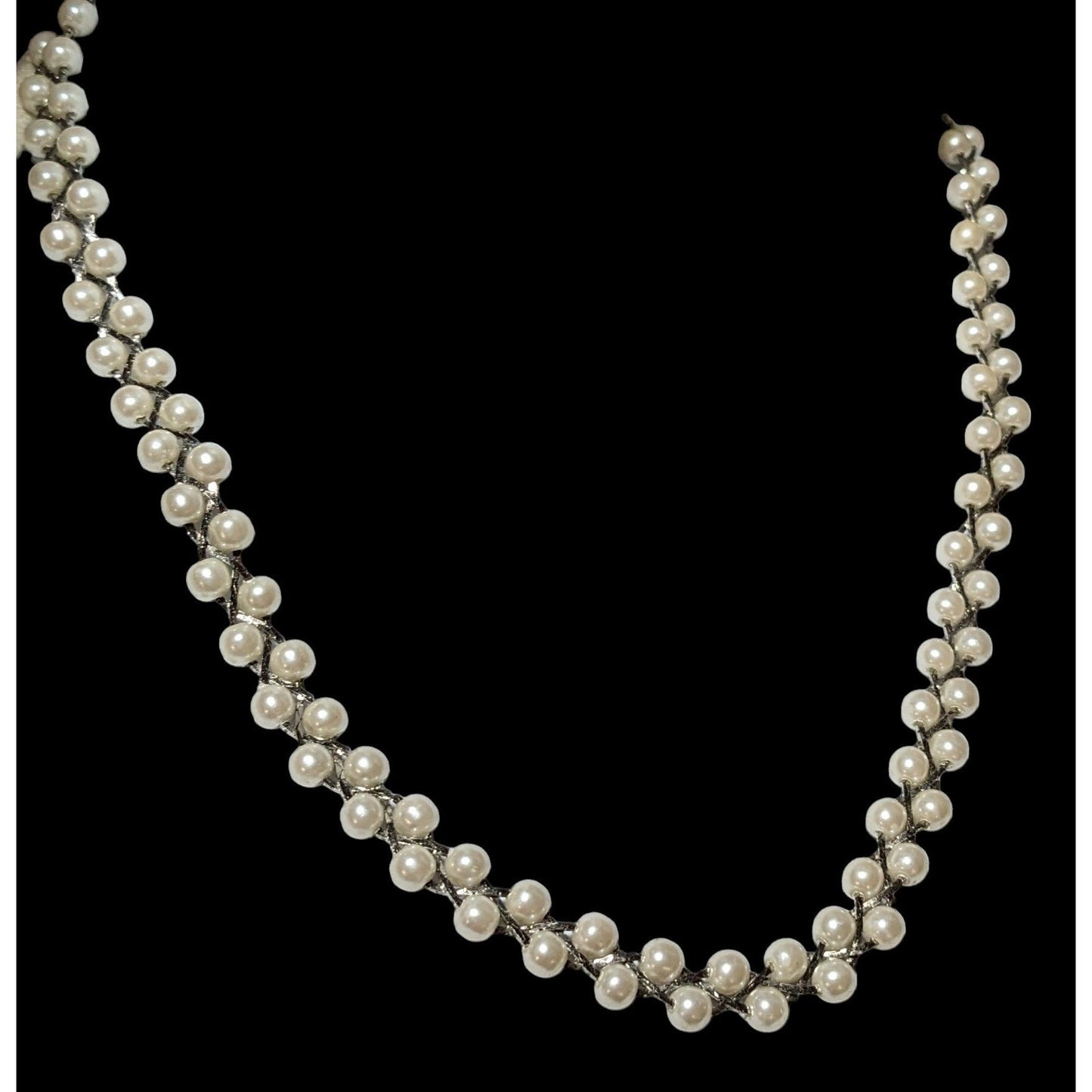 Silver Lattice Faux Pearl Beaded Necklace