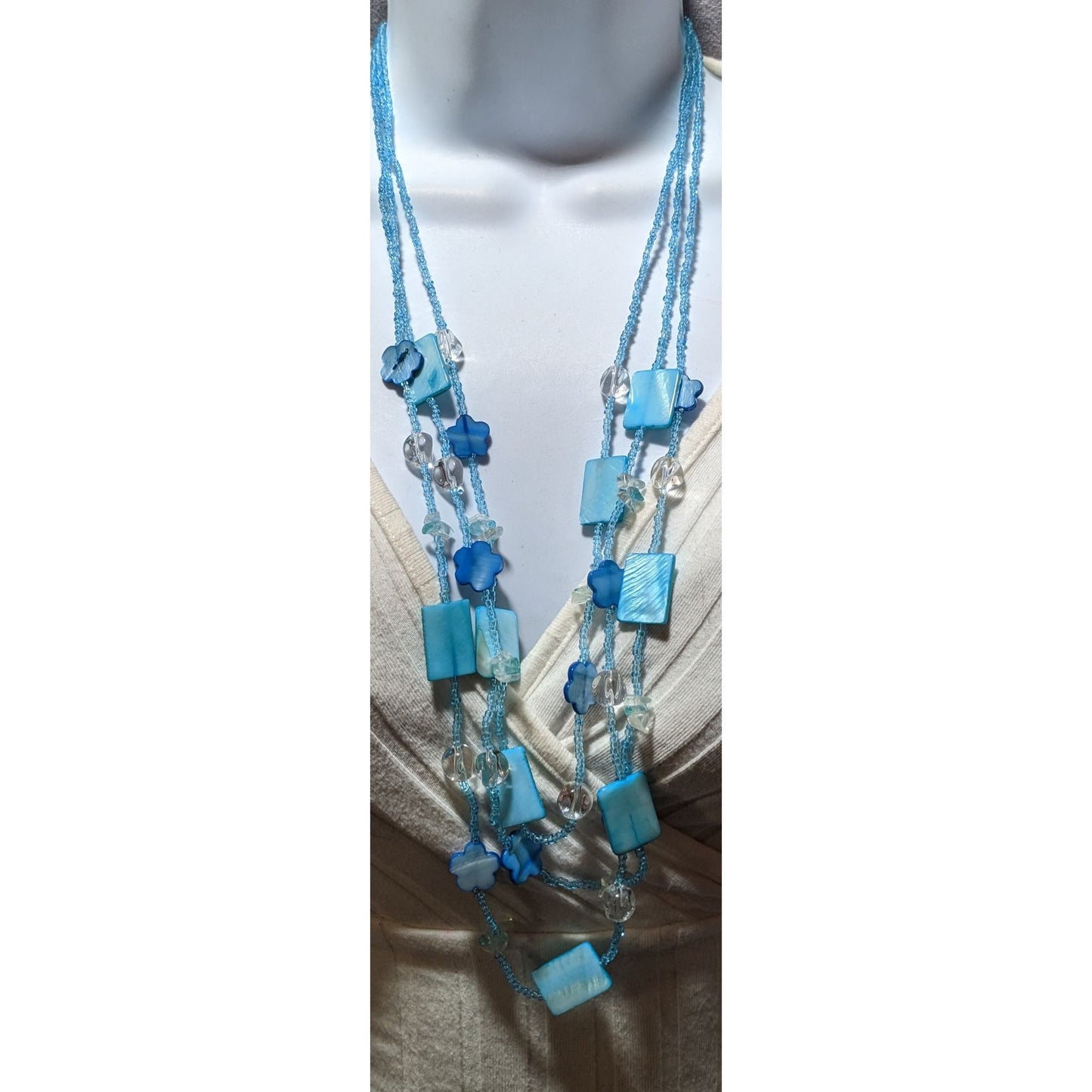 Blue Glass Shell Floral Beaded Necklace