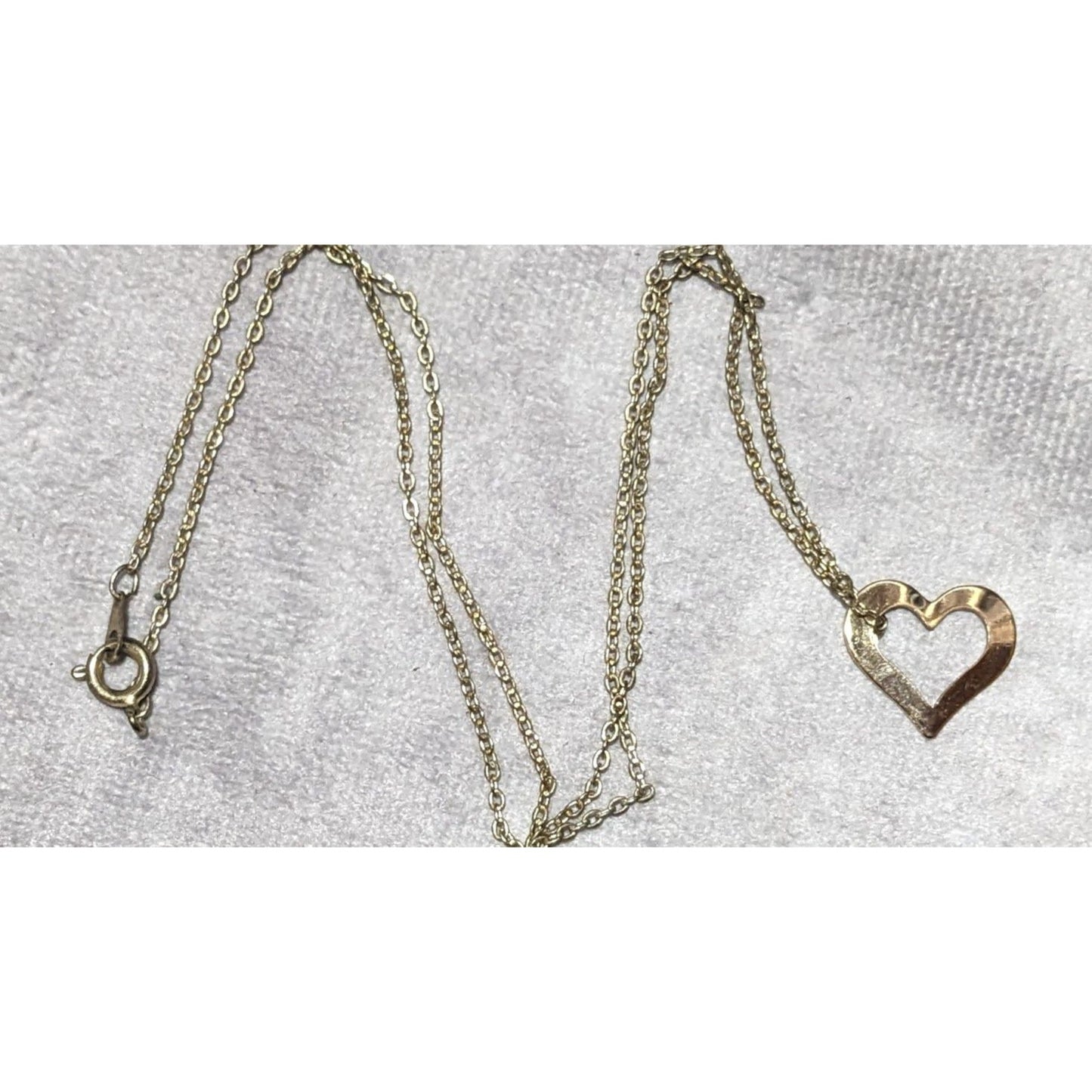 Minimalist Gold Open Heart Pendant Necklace