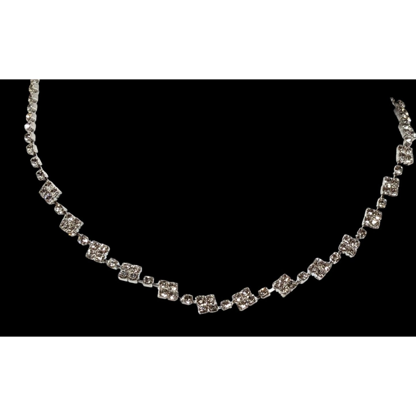 Elegant Glam Geometric Silver Rhinestone Necklace