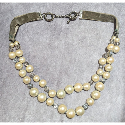 Vintage Monet Green Velvet And Pearl Necklace