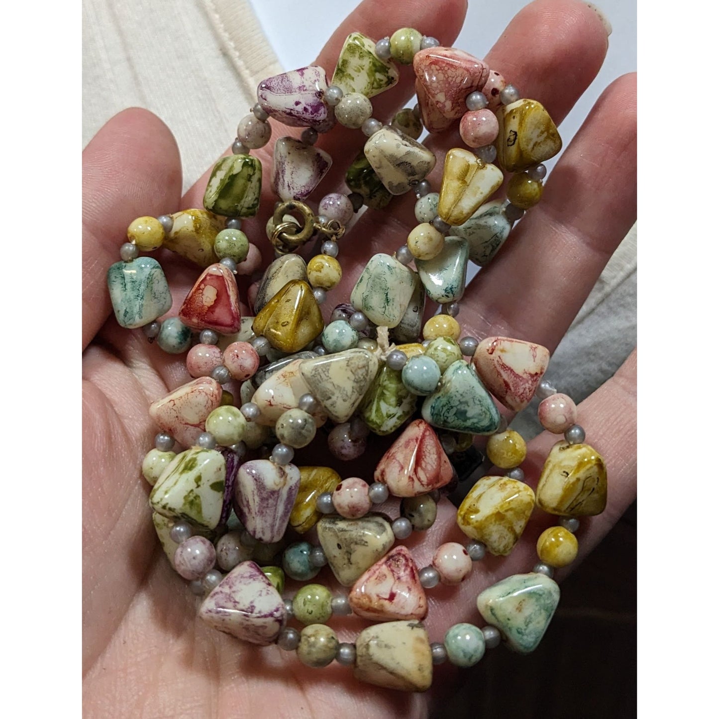 Vintage 20s Art Deco Pastel Rainbow Marbled Lucite Beaded Necklace