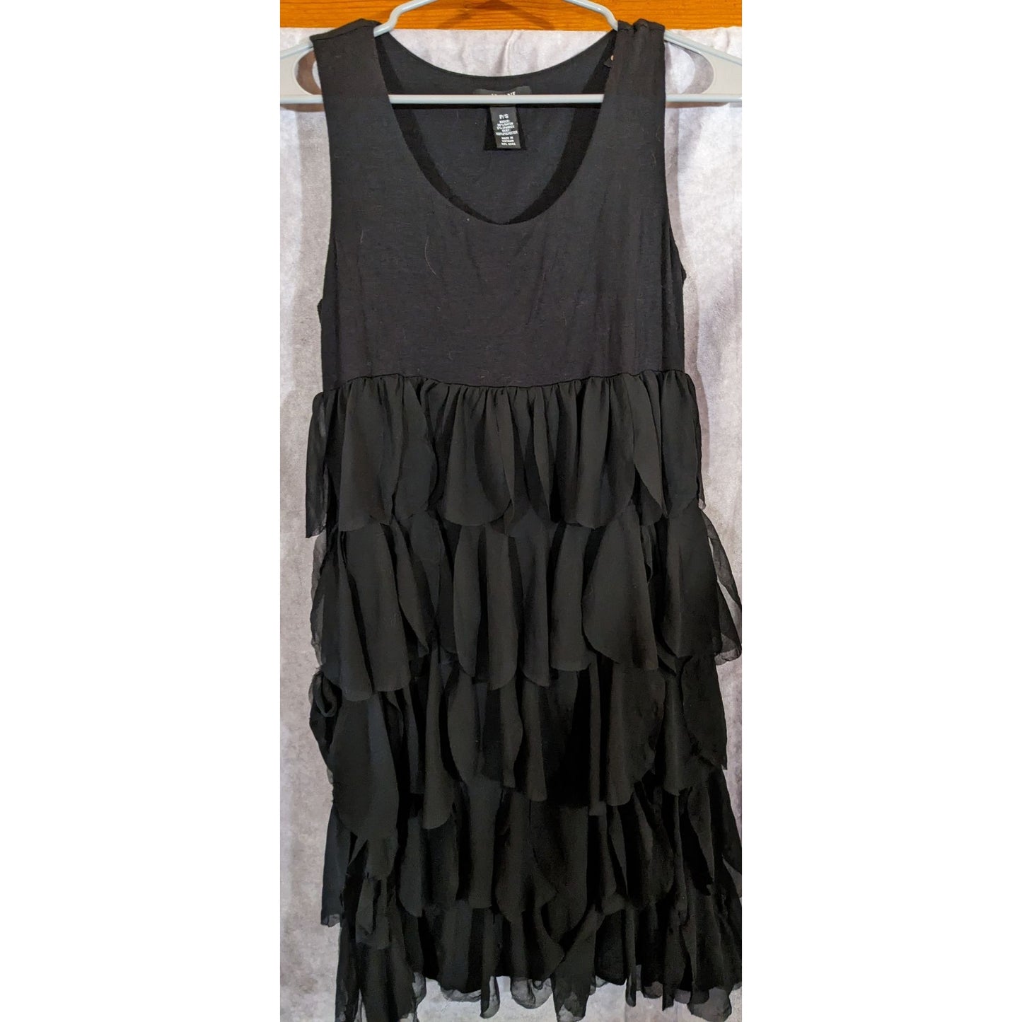 Alfani Petite Black Tiered Ruffle Sleeveless Dress Size Small Petite
