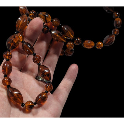Retro Faux Amber Acrylic Beaded  Necklace